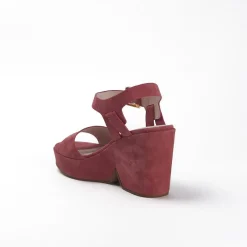 Cecelia New York Betty Online