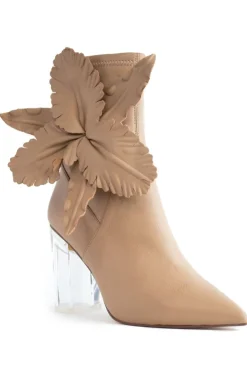 Cecelia New York Bloom