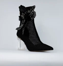 Cecelia New York Bloom Best