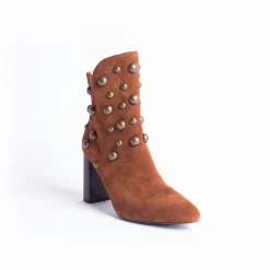 Cecelia New York Brace Hot