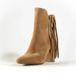 Cecelia New York Brackett Hot