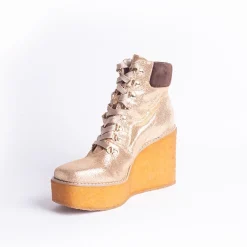 Cecelia New York Hidden Hot
