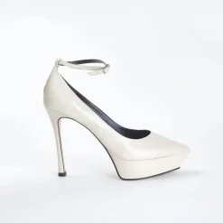 Cecelia New York Jeanne Discount