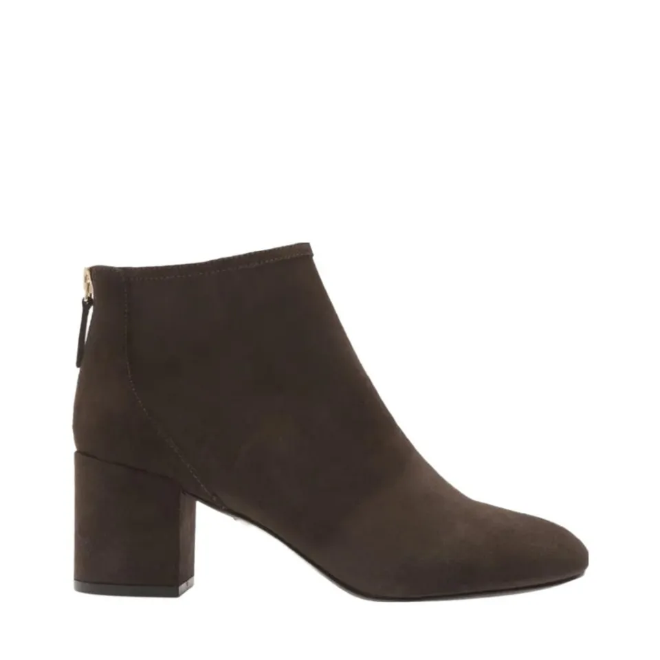 Cecelia New York Nolton New