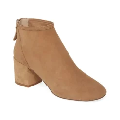 Cecelia New York Nolton